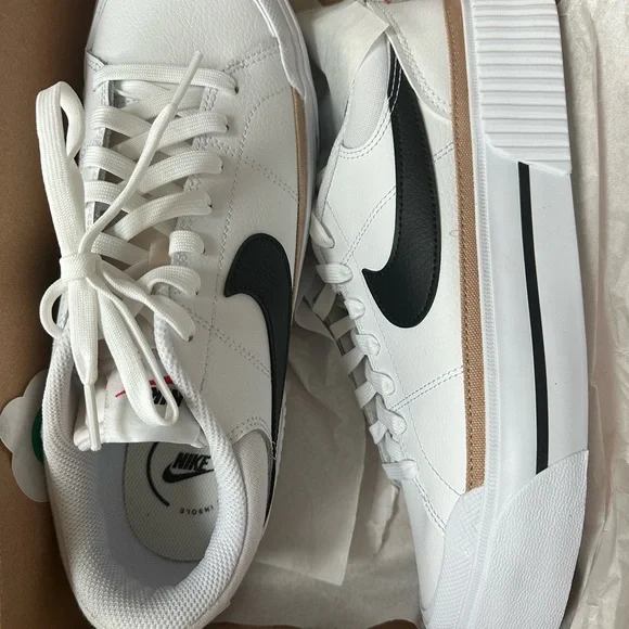 NWT Nike Court Legacy Lift Women's Shoes - Picture 5 of 5